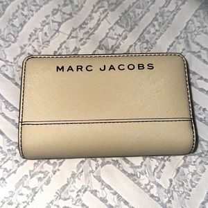 Marc jacobs wallet